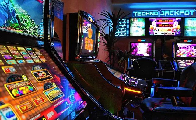 پاکستان میں Mobile Casino کا آن لائن کیسینو سیکشن کھولیں۔